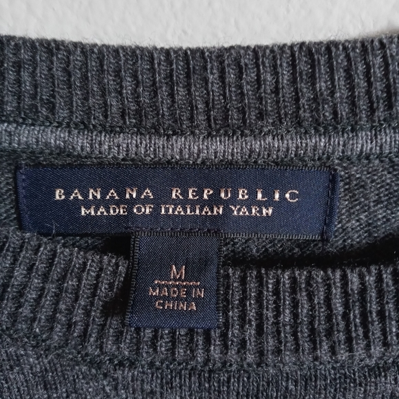 Banana Republic Size Medium Gray Sweater - Picture 2 of 5
